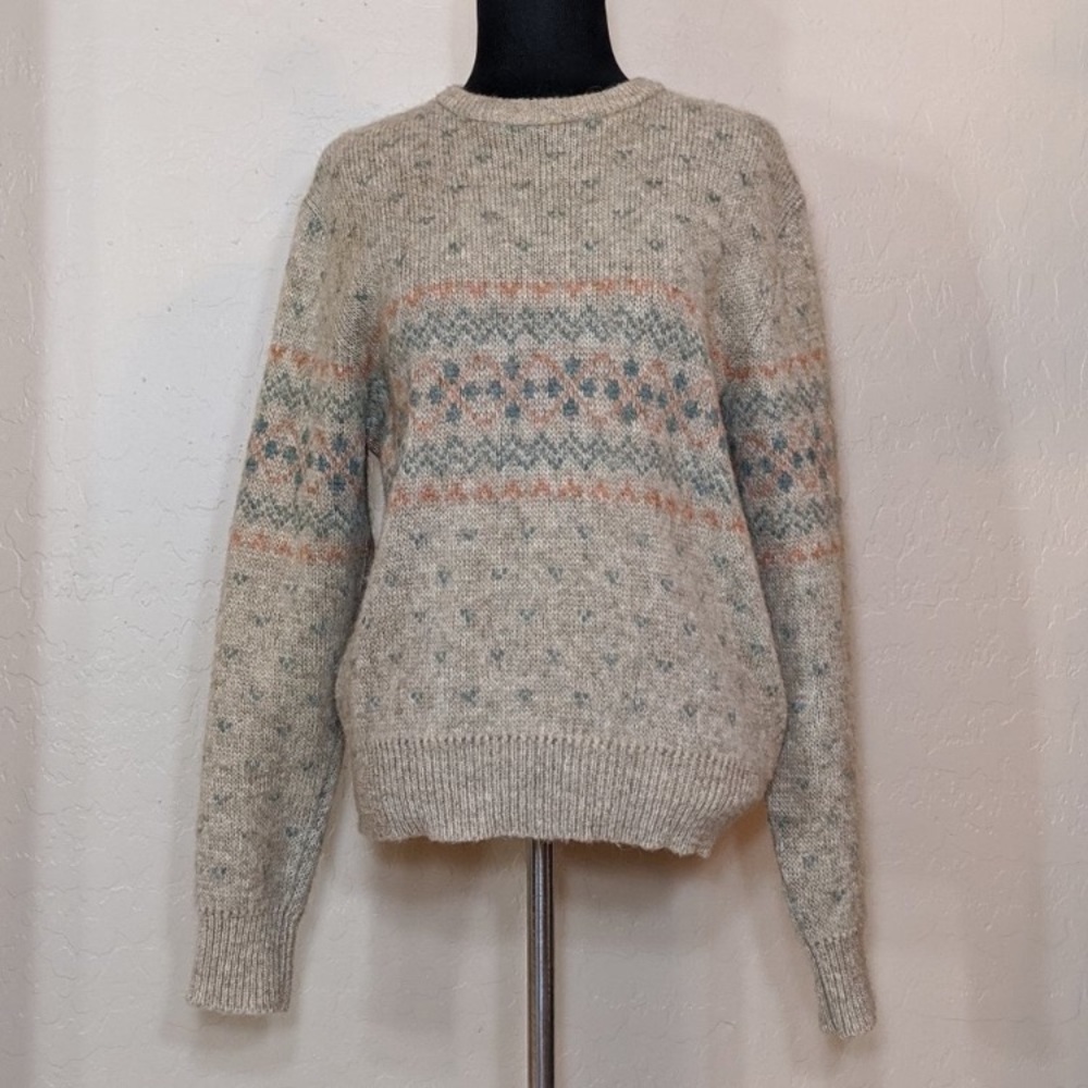EUC Samband of Iceland Wool Sweater